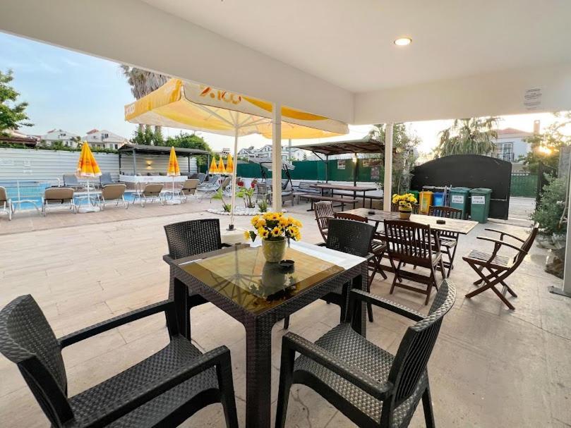 Paddys Apartments Ovacik 올루데니스 외부 사진